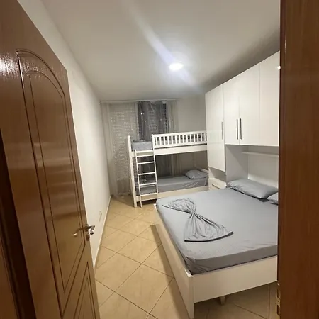 Ami Apartamento Shëngjin